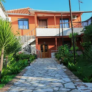 Kaloshi Vakantiehuis Krujë
