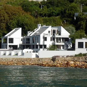 185 On Boutique Appartement Gordonsbaai